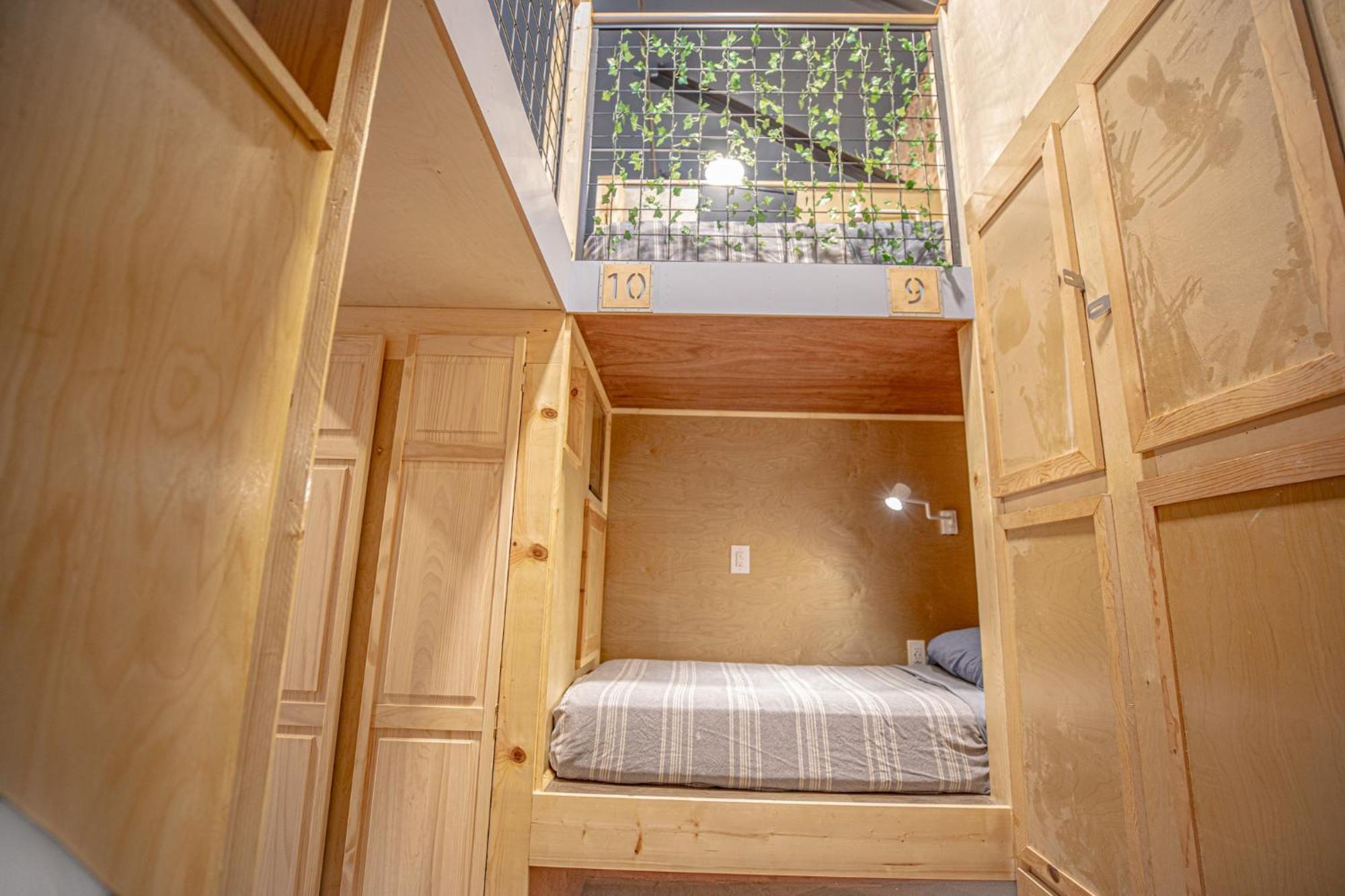 Social Stays - Santa Barbara'S First Hostel On State Street Luaran gambar