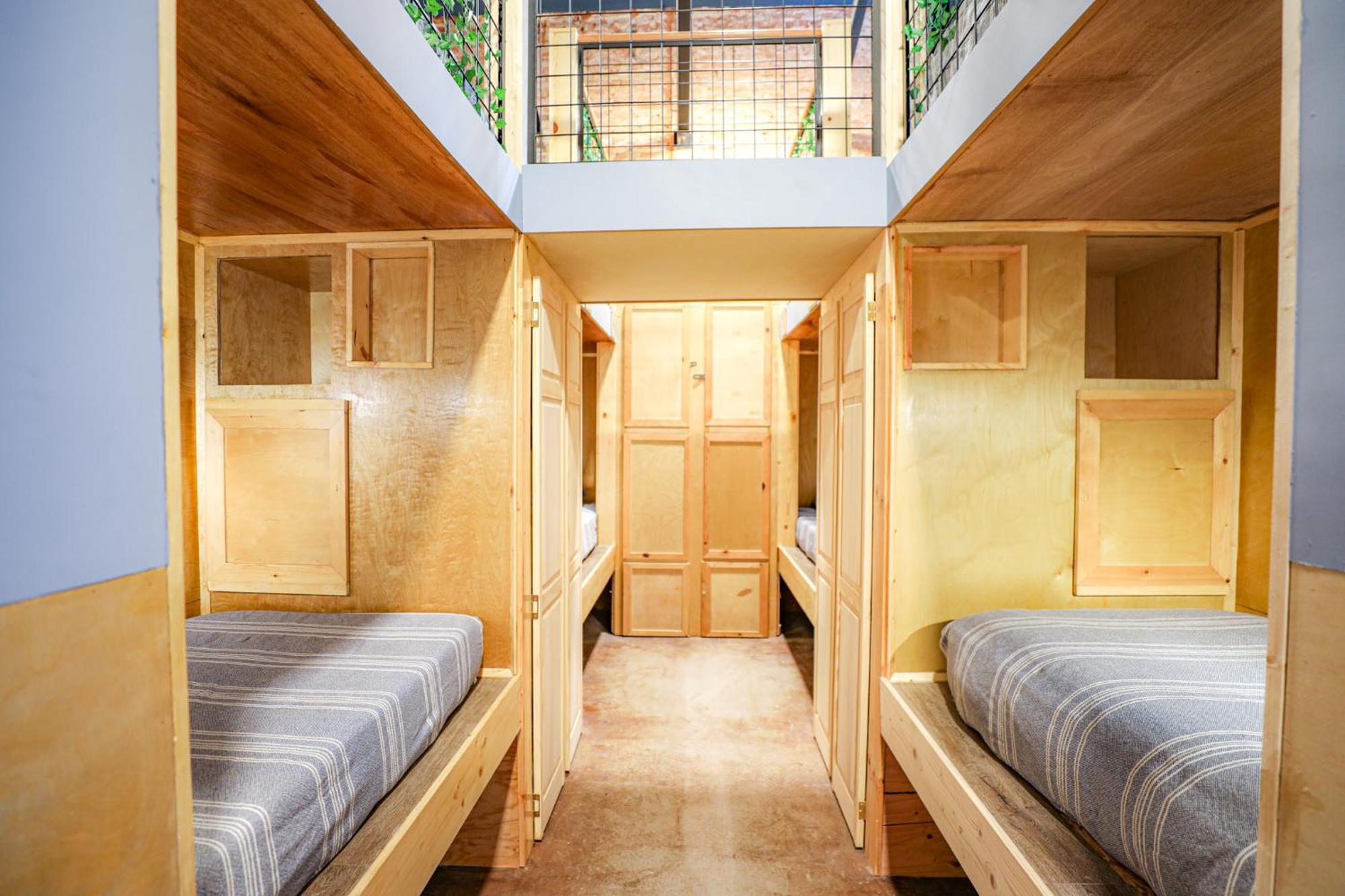 Social Stays - Santa Barbara'S First Hostel On State Street Luaran gambar